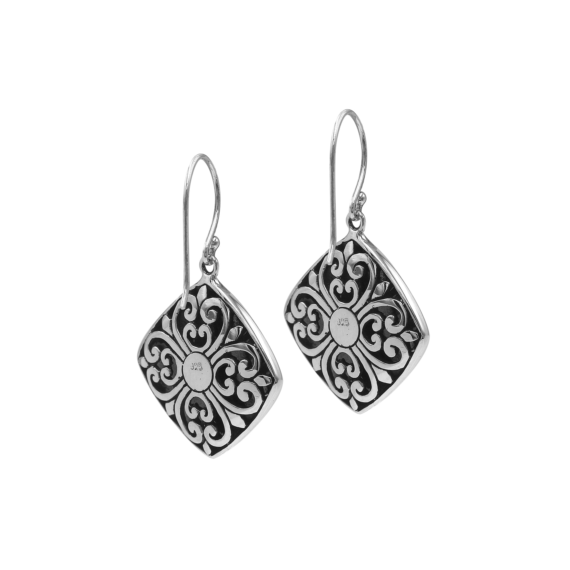AE-6317-CO1 Sterling Silver Earring With Mother Of Pearl and Black Shell Jewelry Bali Designs Inc 