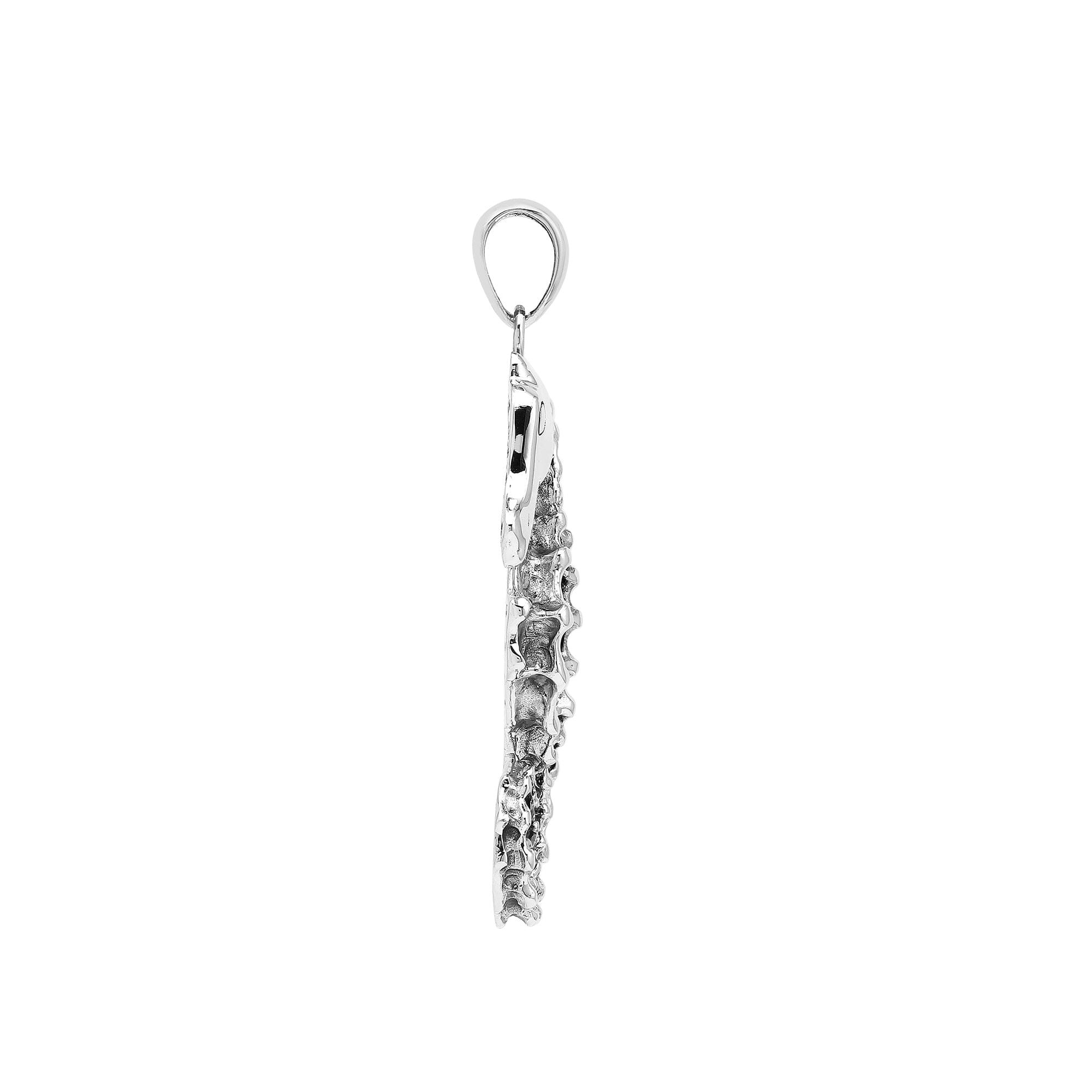 Sterling silver ocean-inspired seahorse pendant with black enamel inlay – handcrafted Bali jewelry