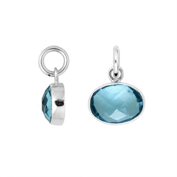 Radiant oval Sterling Silver pendant with faceted Blue Topaz Quartz stone