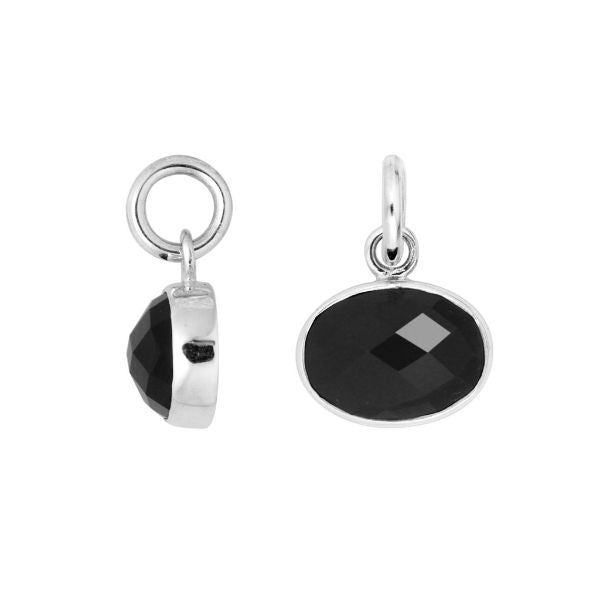 Oval Sterling Silver pendant with faceted Black Onyx stone