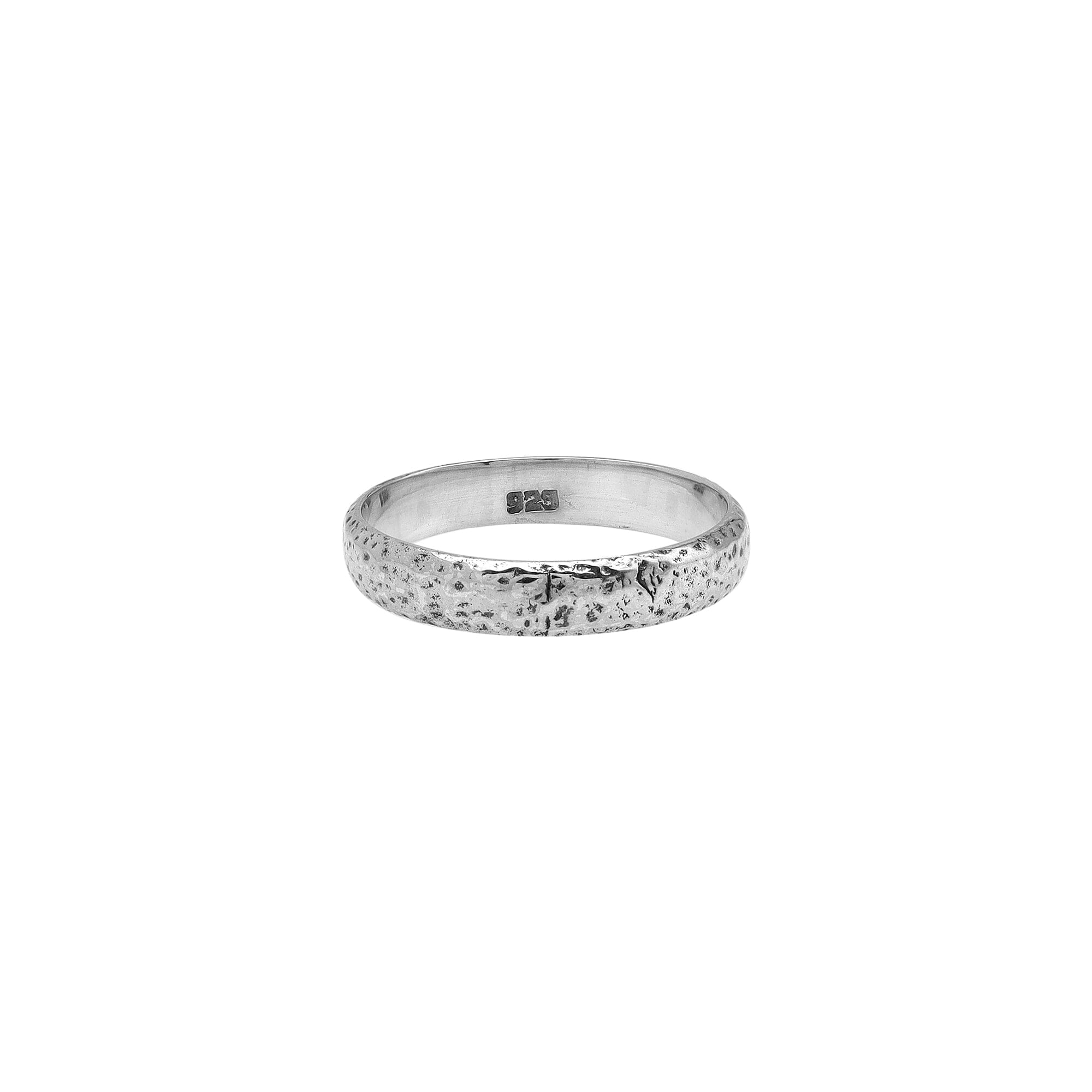 Sterling silver hammered texture band ring, handcrafted unisex 925 silver minimalist jewelry for men and women, perfect for everyday wear or stacking.