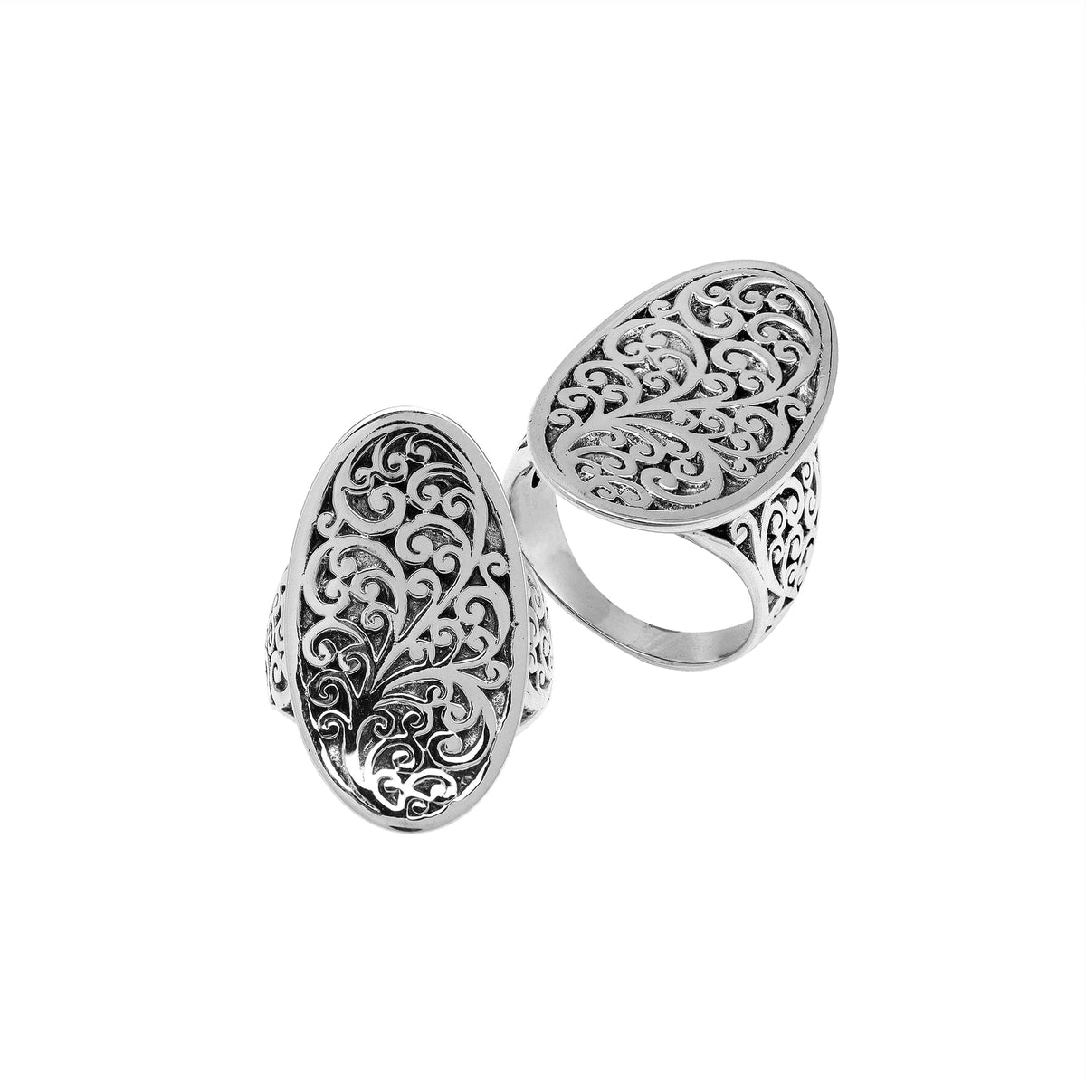 Handcrafted sterling silver oval filigree ring with intricate Balinese scrollwork and oxidized finish – elegant boho vintage jewelry for women.