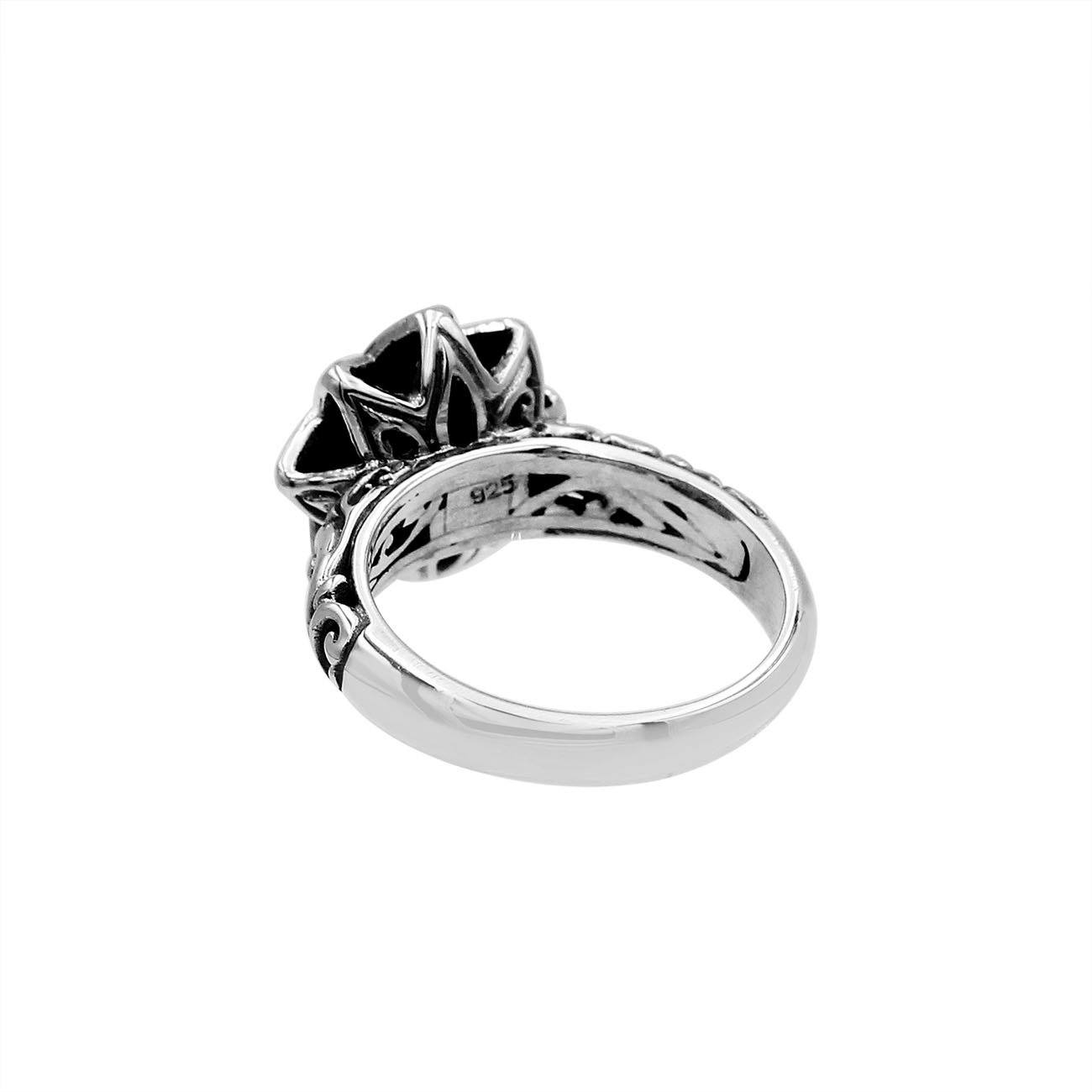 Balinese silver eight point star ring with engraved pattern