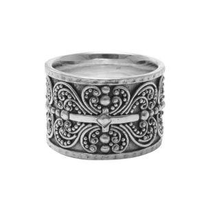 Sterling Silver beautiful design round shape ring handcrafted in Bali, Indonesia with filigree bead detailing
