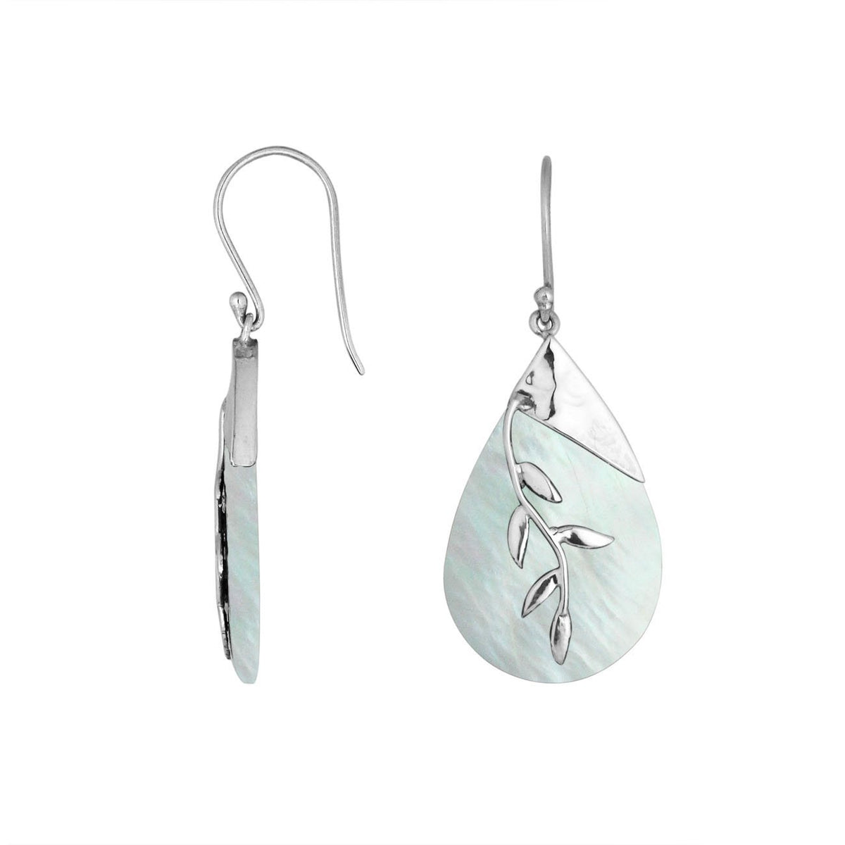 SE-8053-SHW Sterling Silver Earring With White Shell Jewelry Bali Designs Inc 