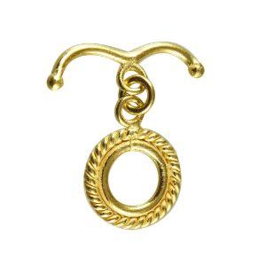 Handmade 18K gold overlay toggle clasp with polished rope-style ring and curved bar, crafted in India for bracelets and necklaces