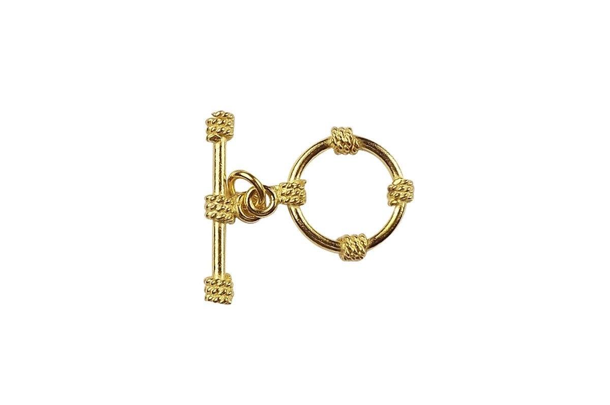 Handmade 18K gold overlay toggle clasp with polished circular ring and rope wrap bar detail, crafted in India for bracelets and necklaces