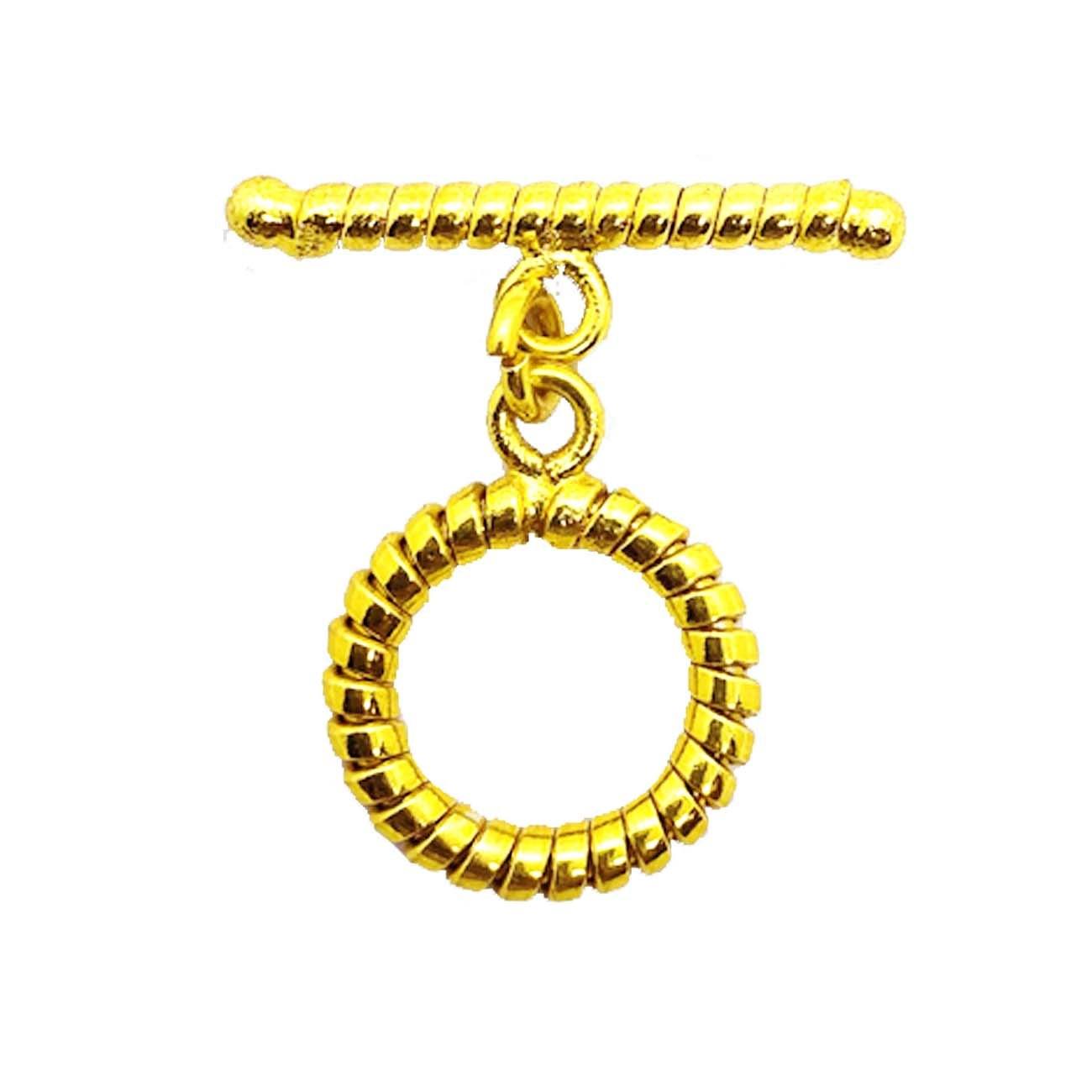 Handmade 18K gold plated grooved toggle clasp with polished finish, crafted in India for bracelets and necklaces
